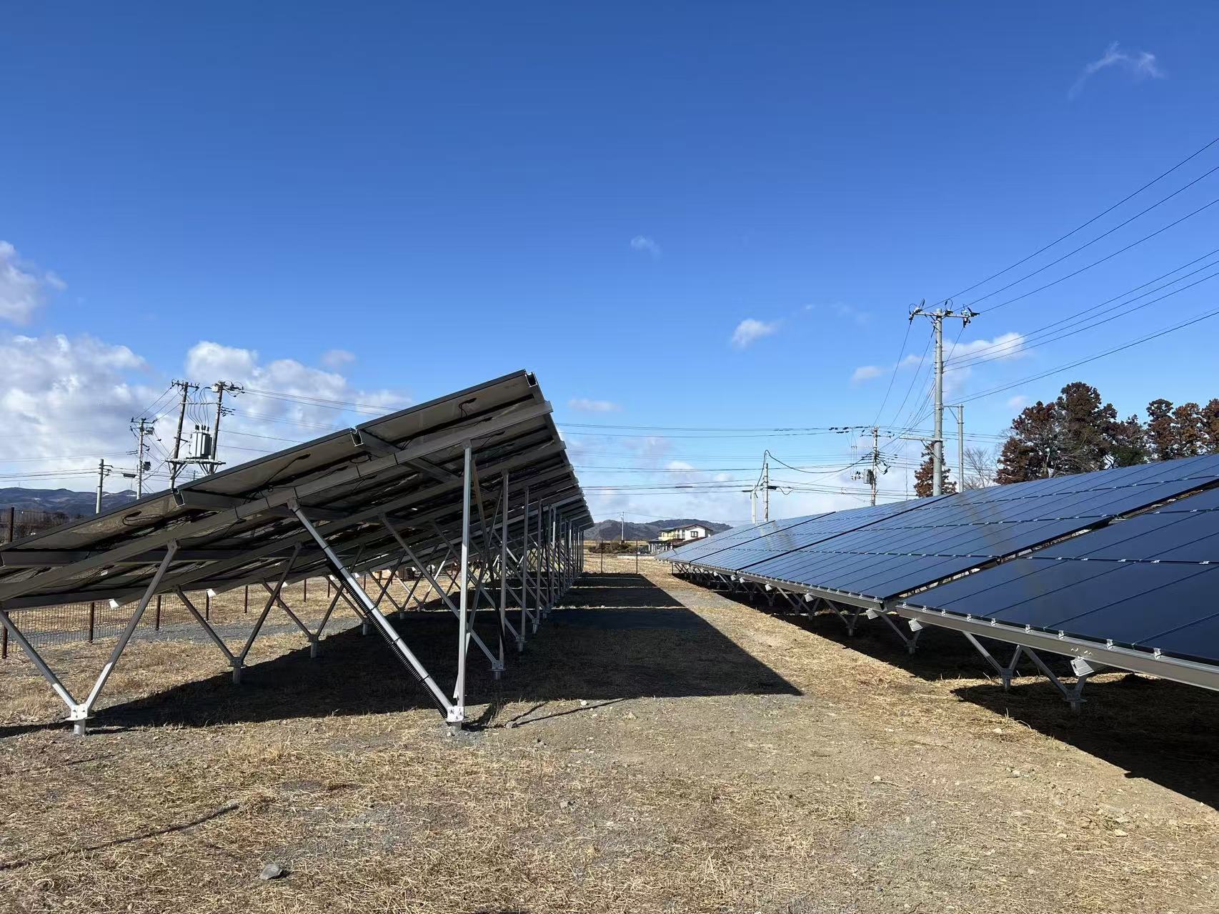 Güneş enerjili topraklama braketinin malzemesi
